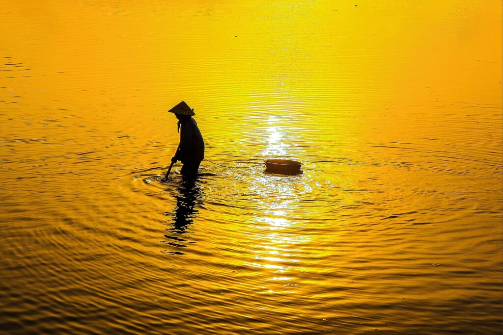 ゴルフバーで友達作りができるイベントは何ですか？