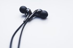 ゴルフ練習場でイヤホンを使うと声をかけられない？評判はどうなの？